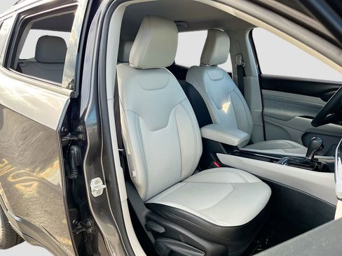 Certified 2022 Jeep Compass Latitude image 25