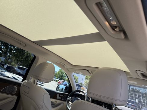 Certified 2020 Mercedes-Benz GLE 450 4MATIC image 17
