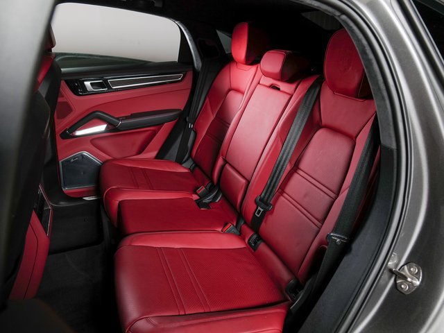 Used 2020 Porsche Cayenne Turbo AWD/4WD image 5