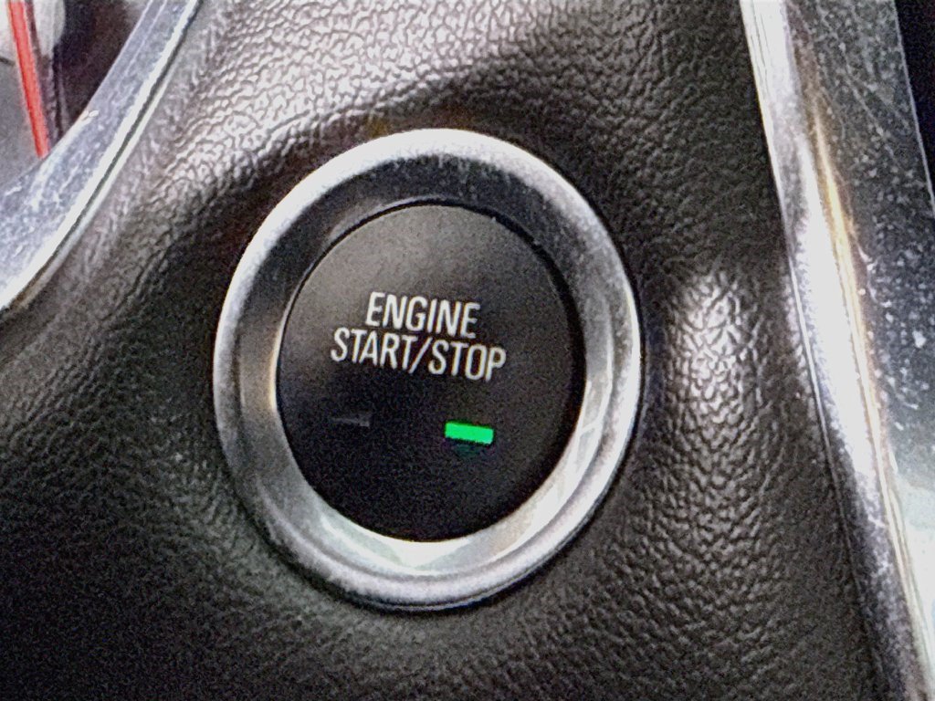 Used 2023 Chevrolet Traverse Premier FWD image 20