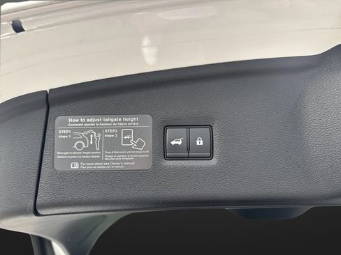 Used 2023 INFINITI QX55 Luxe w/ Cargo Package image 16