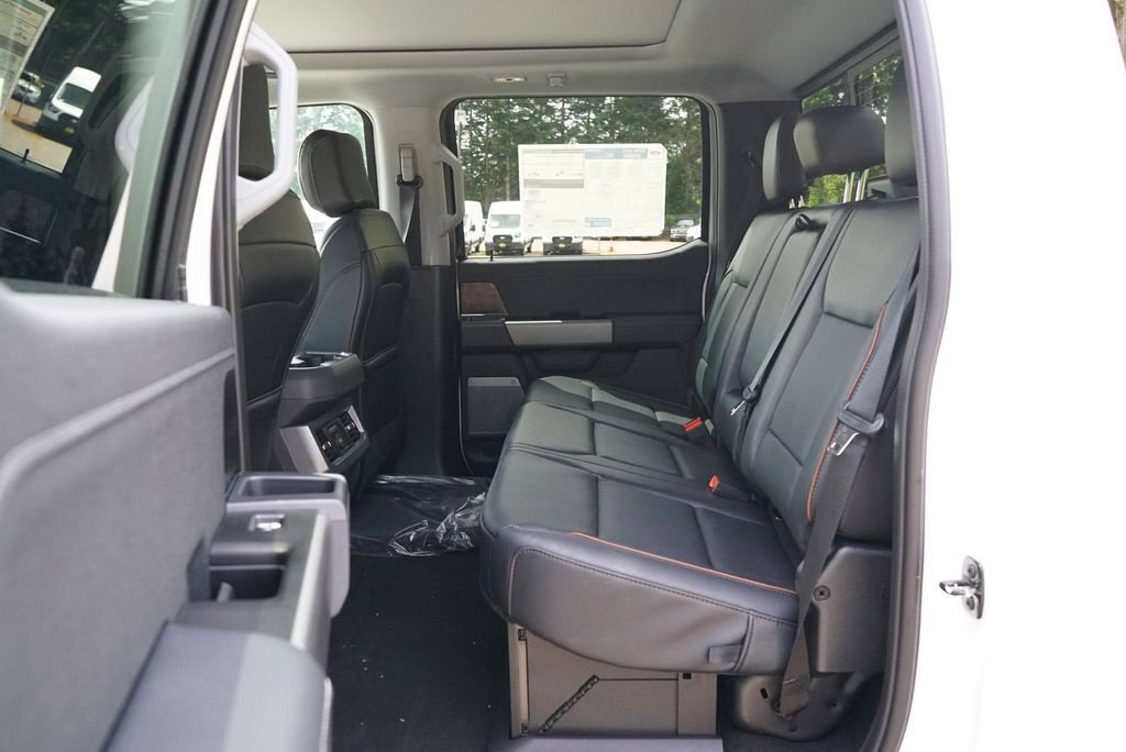 New 2026 Ford F350 Lariat w/ Black Appearance Package AWD/4WD image 11