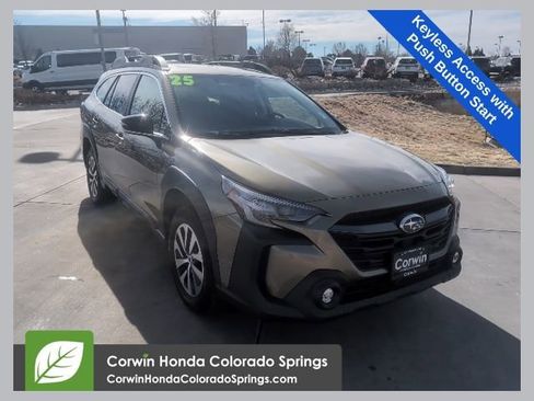 Used 2025 Subaru Outback Premium image 1