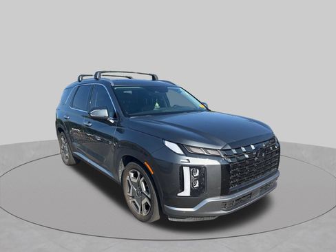 Used 2023 Hyundai Palisade Limited FWD image 7