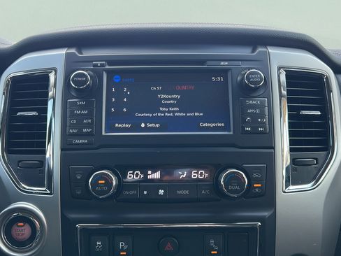Used 2018 Nissan Titan PRO-4X w/ Pro-4x Utility Package AWD/4WD image 19