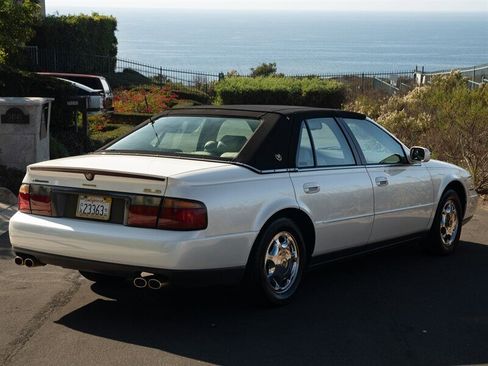 Used 1999 Cadillac Seville SLS w/ Personalization Pkg FWD image 11