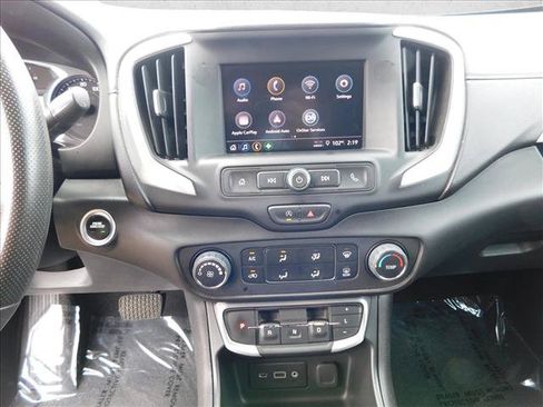 Used 2024 GMC Terrain SLE FWD image 21
