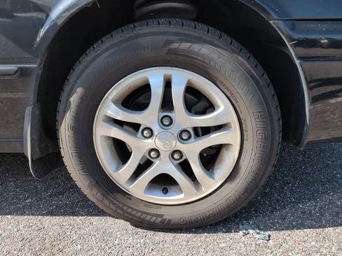 Used 1998 Toyota Camry LE FWD image 9