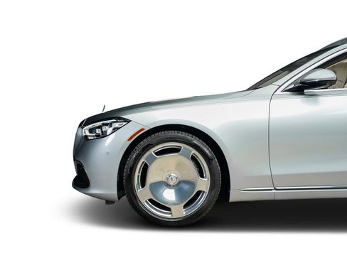 Used 2024 Mercedes-Benz Maybach S 580 4MATIC image 26