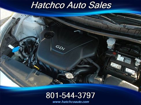 Used 2012 Hyundai Accent GS image 11