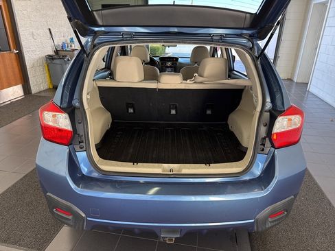 Used 2014 Subaru Crosstrek 2.0i Premium image 9
