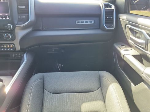 Used 2020 RAM 1500 Big Horn AWD/4WD image 15