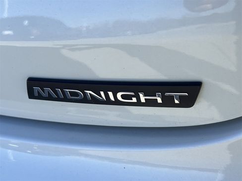 Certified 2023 Nissan Murano SV w/ SV Midnight Edition Package image 6