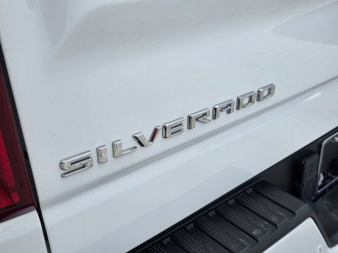 Used 2024 Chevrolet Silverado 1500 RST AWD/4WD image 8