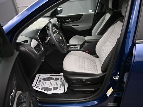 Used 2022 Chevrolet Equinox LS w/ LS Convenience Package image 10