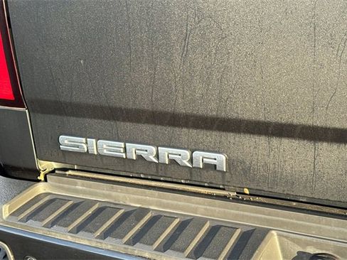 Used 2018 GMC Sierra 2500 Denali w/ Suspension Package, Off-Road image 6