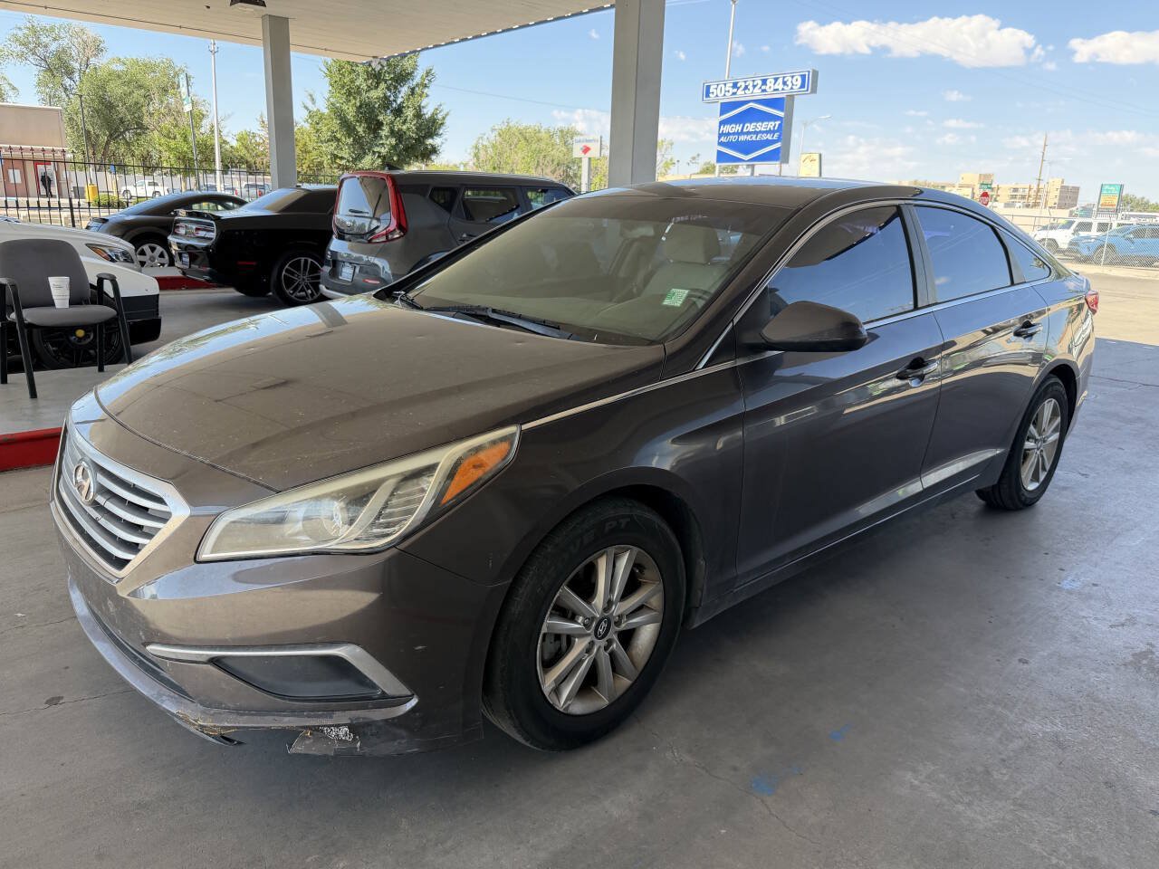 Used 2017 Hyundai Sonata SE FWD image 4