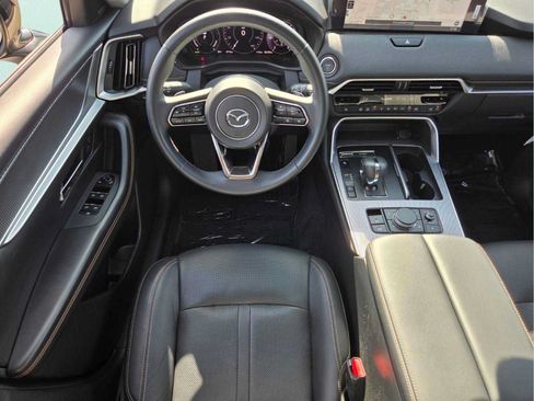 Certified 2025 MAZDA CX-70 Plug-In Hybrid w/ Premium Pkg AWD/4WD image 14