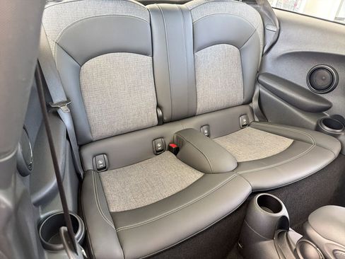 Used 2016 MINI Cooper 2-Door Hardtop FWD image 27