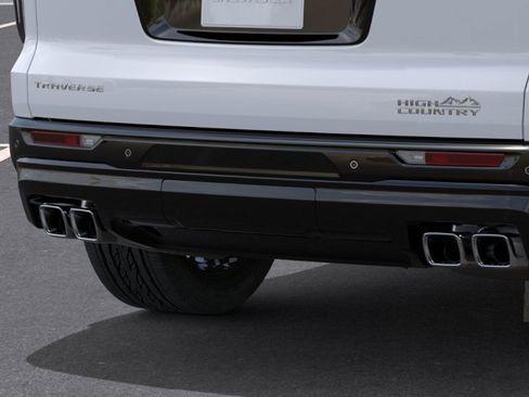 New 2026 Chevrolet Traverse High Country FWD image 15