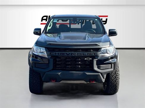 Used 2022 Chevrolet Colorado ZR2 w/ ZR2 Midnight Special Edition image 2
