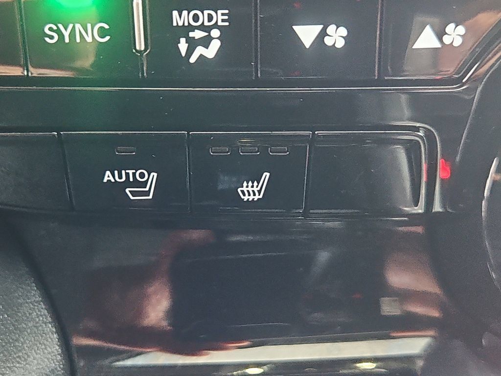 Used 2025 Acura MDX SH-AWD image 20
