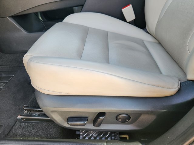 Used 2023 Nissan Rogue SV w/ SV Premium B Package FWD image 23