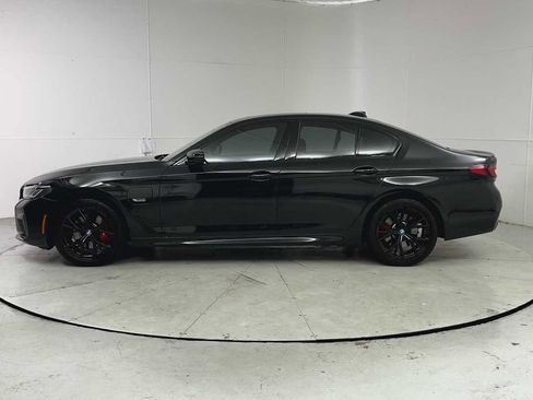 Used 2023 BMW 530e xDrive w/ Executive Package image 6