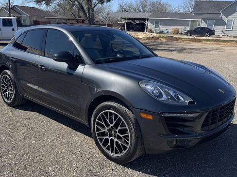 Used 2017 Porsche Macan S image 1