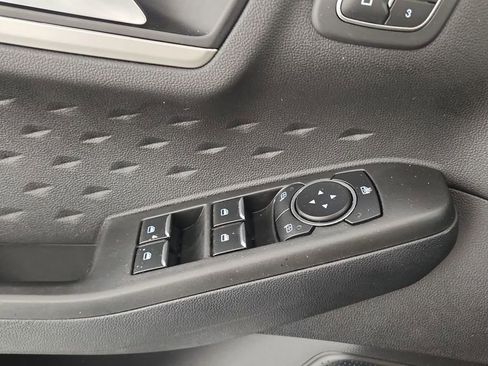 Used 2020 Ford Escape SEL FWD image 15