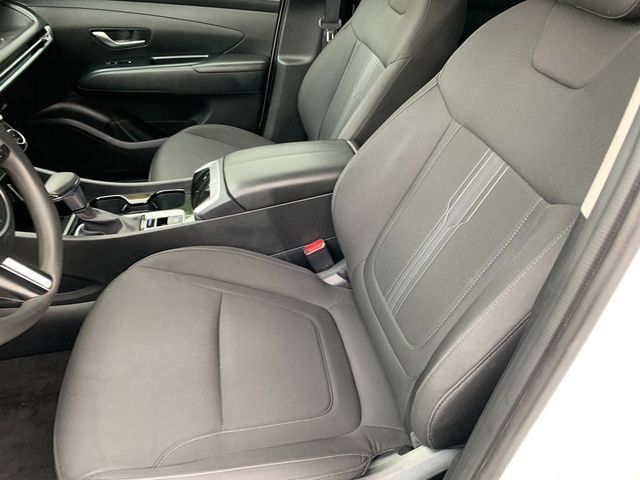 Certified 2025 Hyundai Tucson SEL AWD/4WD image 17