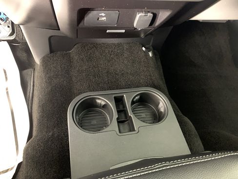 Used 2018 Ford F150 XLT AWD/4WD image 26