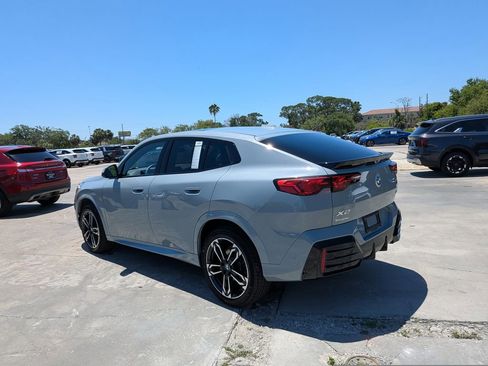 Used 2025 BMW X2 xDrive28i w/ M Sport Package AWD/4WD image 6