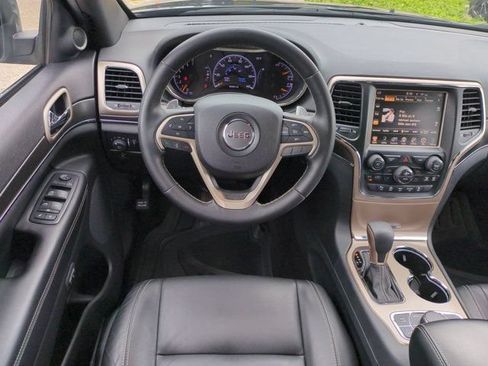 Used 2016 Jeep Grand Cherokee Limited AWD/4WD image 15