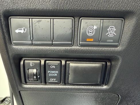 Used 2019 Nissan Armada SL w/ Premium Package image 19