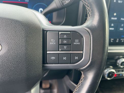 Used 2023 Ford F450 Lariat image 22