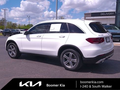 Used 2021 Mercedes-Benz GLC 300 4MATIC image 3
