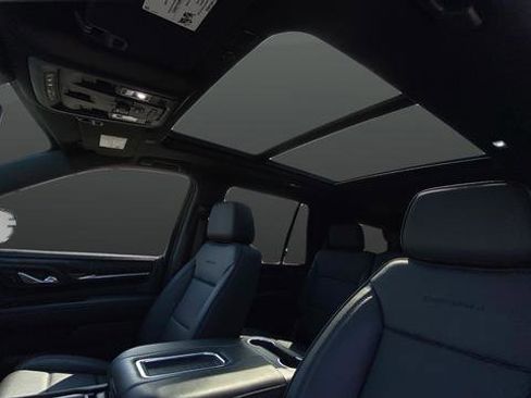 Used 2023 GMC Yukon Denali AWD/4WD image 13