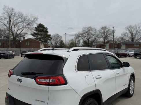 Used 2016 Jeep Cherokee Limited w/ Trailer Tow Group image 7