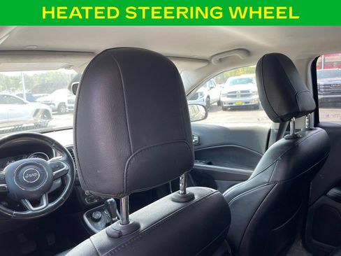 Used 2020 Jeep Compass Latitude w/ Cold Weather Group AWD/4WD image 10