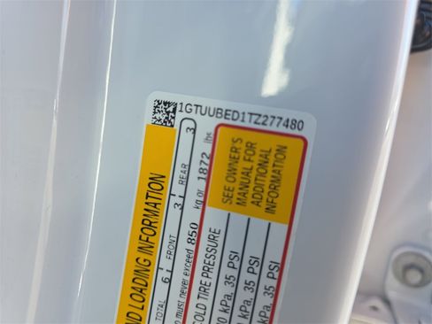 New 2026 GMC Sierra 1500 SLE image 38