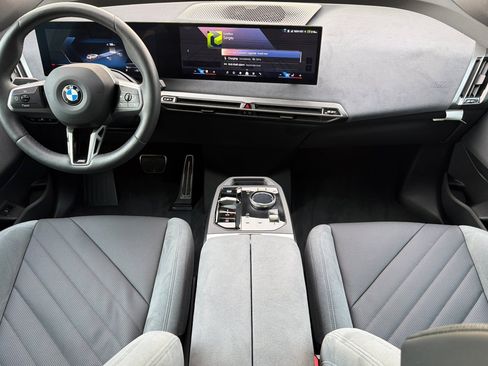 Used 2026 BMW iX xDrive45 w/ M Sport Package image 17
