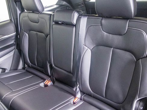 New 2025 Jeep Grand Cherokee Limited image 29