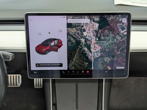 Used 2018 Tesla Model 3 Long Range image 21