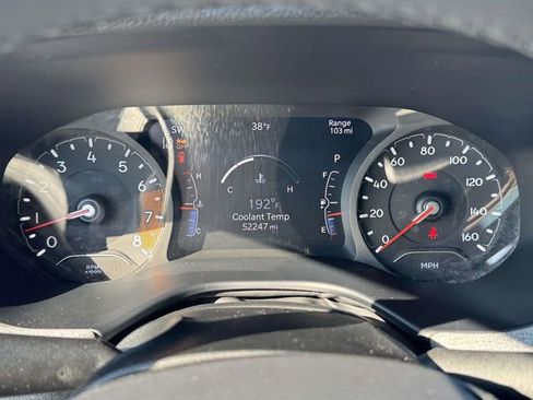 Used 2024 Jeep Compass Latitude AWD/4WD image 9