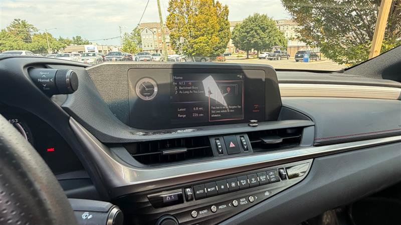 Used 2020 Lexus ES 350 F Sport w/ Accessory Package 2 FWD image 34