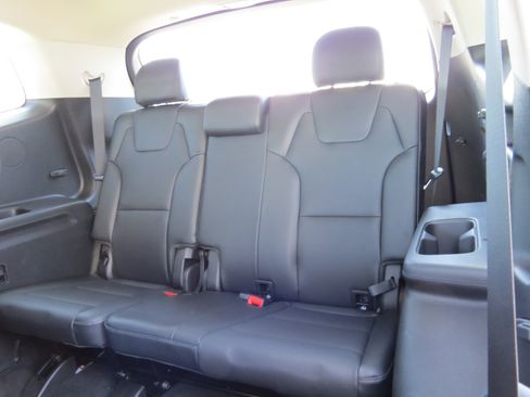 Used 2022 Kia Telluride EX w/ EX Premium Package image 17