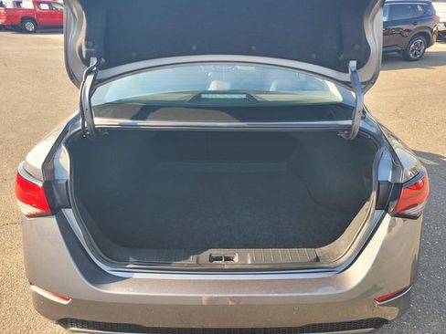 Certified 2024 Nissan Sentra SV FWD image 11