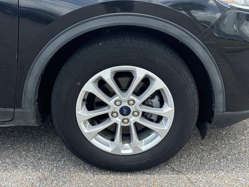 Used 2022 Ford Escape SE FWD image 4