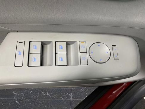 New 2026 Hyundai Kona SE image 26